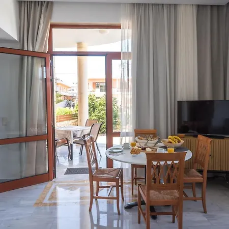Kelaya Luxury Apartments Goúrnes Exterior foto