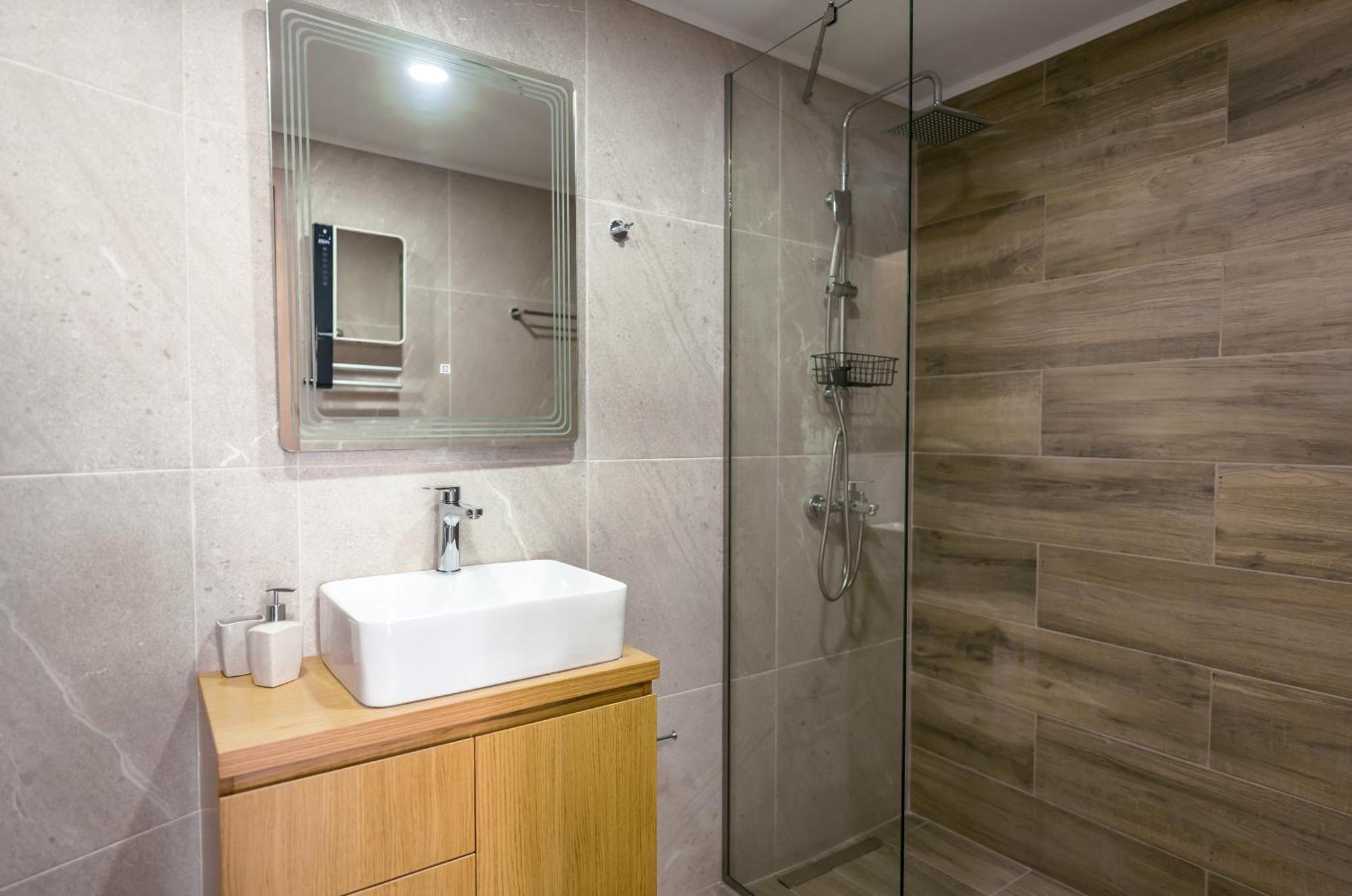 Kelaya Luxury Goúrnes